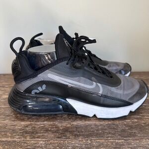Nike Air Max 2090‎ Running Shoes Sneakers Black Grey Mens Size 8.5 42 EUC